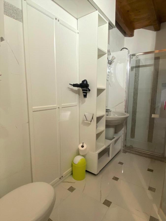 Luxury Apartments - Le Fate - Residence With Pool Manerba del Garda Buitenkant foto