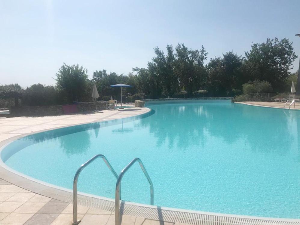Luxury Apartments - Le Fate - Residence With Pool Manerba del Garda Buitenkant foto